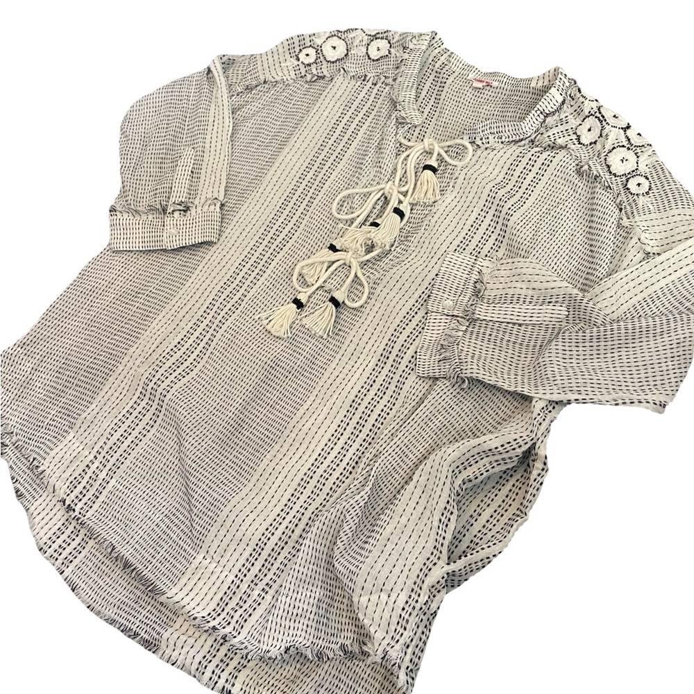 Johnny Was Cream and Black Open-Weave Tassel Tie Blouse - Picture 5 of 12